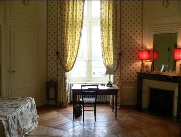 Chateau De Beaujeu Sens-Beaujeu Oda fotoğraf